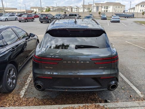 Used 2023 Genesis GV70 3.5T Sport w/ Sport Prestige Package image 9