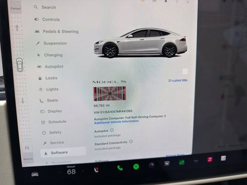 Used 2021 Tesla Model S Plaid image 15