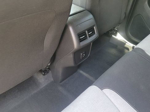 Used 2023 Chevrolet Equinox LS w/ LS Convenience Package FWD image 26