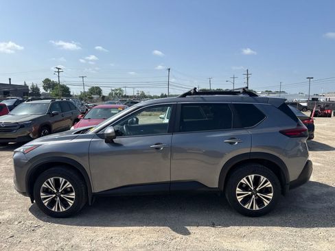 Used 2023 Nissan Rogue SV AWD/4WD image 12
