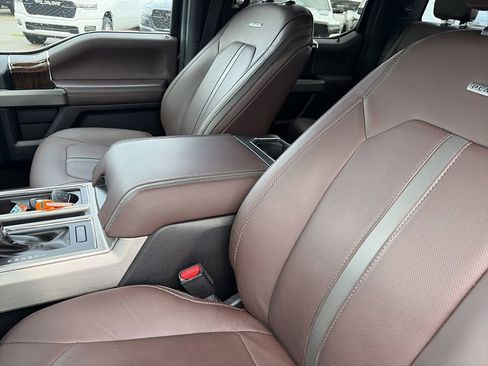 Used 2015 Ford F150 Platinum w/ Equipment Group 701A Luxury RWD image 11