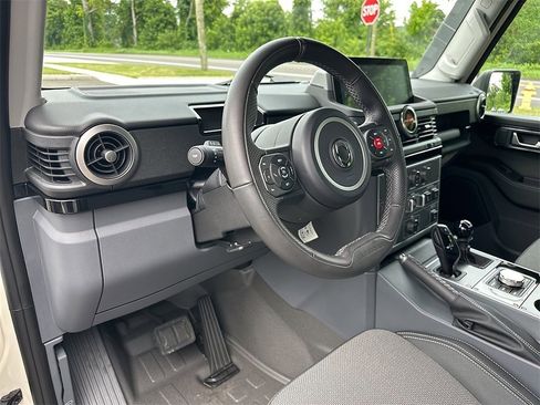 New 2024 INEOS Grenadier image 10