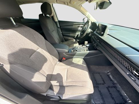 Certified 2024 Honda Accord EX image 30