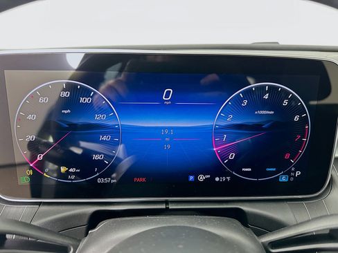 Certified 2025 Mercedes-Benz C 300 4MATIC Sedan image 14