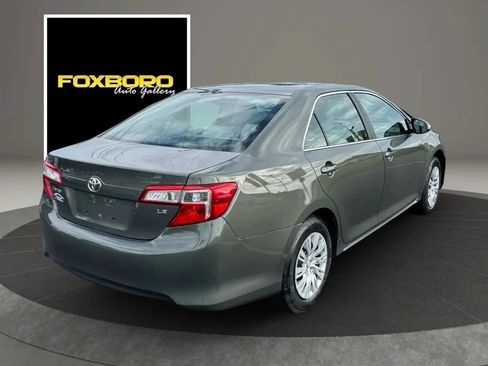 Used 2014 Toyota Camry LE FWD image 5