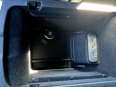 Used 2019 Dodge Charger Scat Pack w/ Plus Group image 33