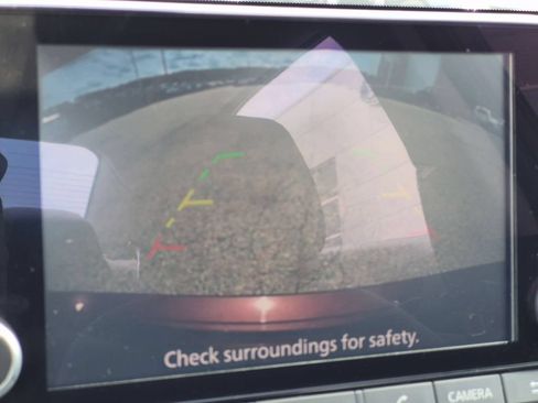 Used 2025 Nissan Altima 2.5 SV FWD image 23