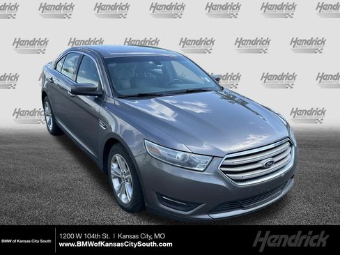 Used 2013 Ford Taurus SEL FWD image 1