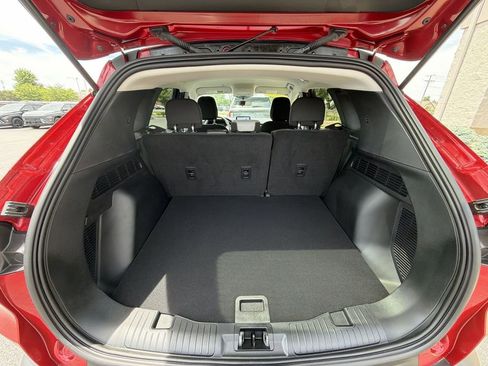 Used 2025 Ford Escape Active AWD/4WD image 18