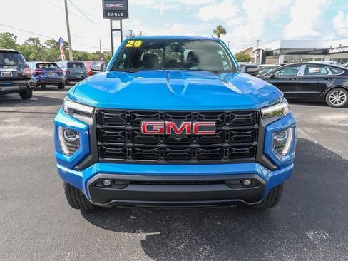 Used 2024 GMC Canyon Elevation w/ Convenience Package RWD image 2