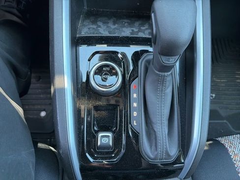 Used 2023 Chevrolet Colorado Trail Boss w/ LPO, Dark Essentials Package AWD/4WD image 20