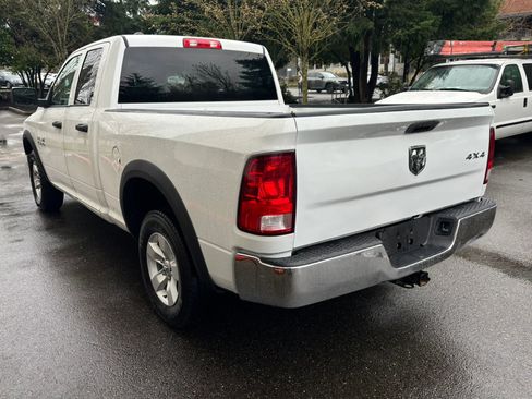 Used 2017 RAM 1500 ST w/ SXT Appearance Group image 4