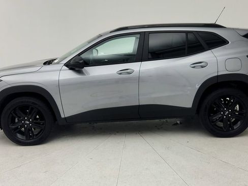Used 2025 Chevrolet Trax ACTIV w/ Driver Confidence Package FWD image 5