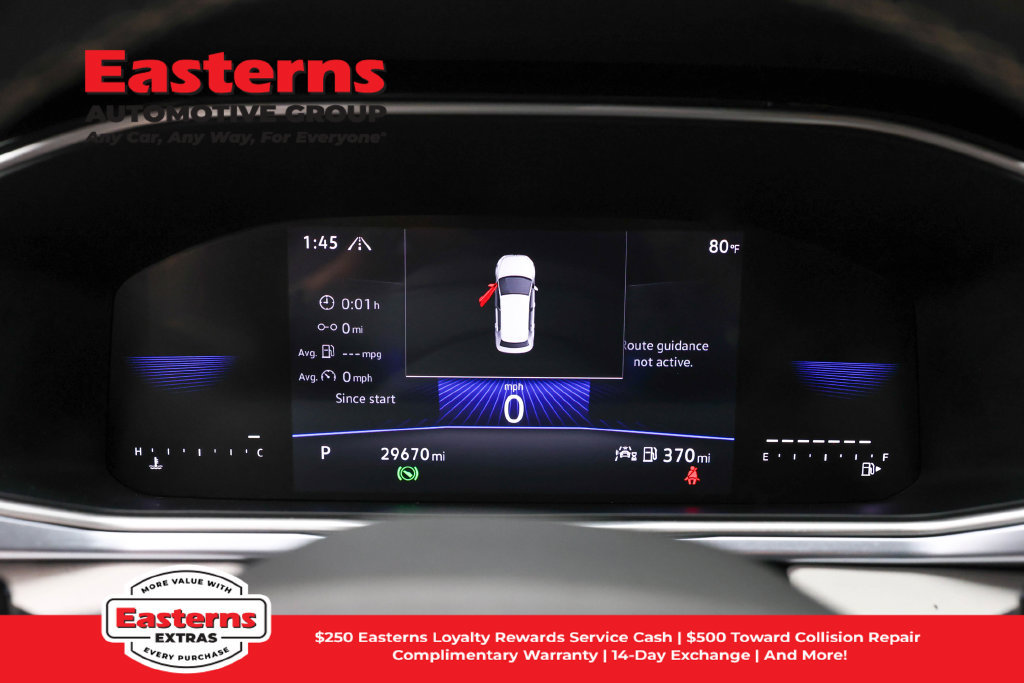 Used 2025 Volkswagen Taos SE AWD/4WD image 18