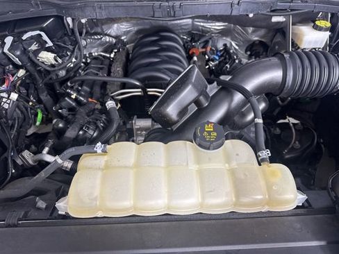 Used 2021 Ford F150 Lariat w/ Equipment Group 502A High AWD/4WD image 9