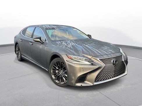 Used 2019 Lexus LS 500 w/ Interior Upgrade Package image 4