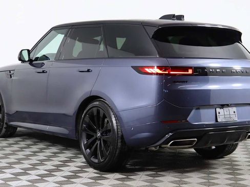 Used 2025 Land Rover Range Rover Sport Dynamic SE image 5