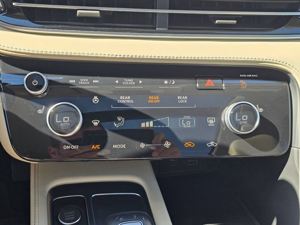 Used 2022 INFINITI QX60 Luxe AWD/4WD image 18