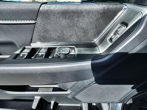 Used 2025 Ford F150 XLT w/ Equipment Group 302A MID image 15