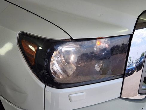Used 2011 Toyota Sequoia Platinum AWD/4WD image 10