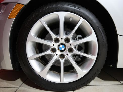 Used 2007 BMW Z4 3.0i image 8
