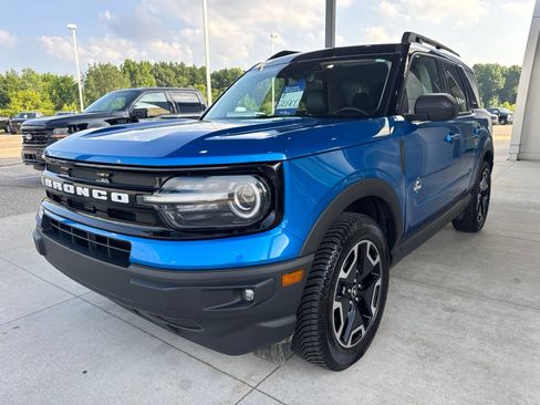 Certified 2022 Ford Bronco Sport Outer Banks AWD/4WD image 3