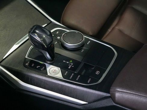 Used 2020 BMW 330i Sedan w/ Premium Package RWD image 18