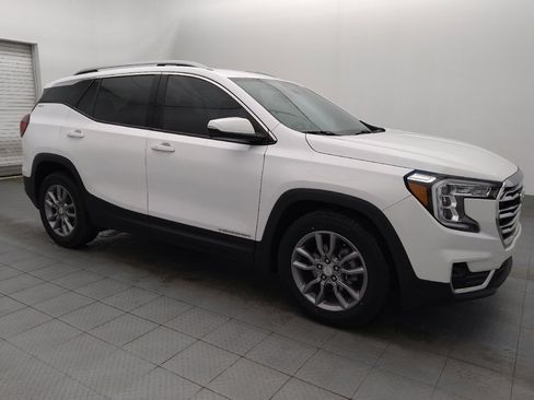 Used 2022 GMC Terrain SLT image 11