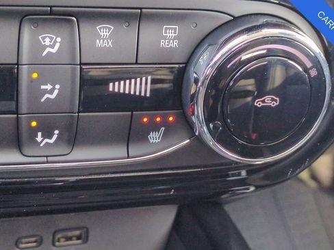 Used 2024 Chevrolet Trax ACTIV w/ Driver Confidence Package image 36