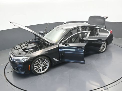 Used 2019 BMW 530i w/ Premium Package RWD image 76