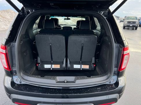 Used 2013 Ford Explorer XLT image 28