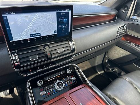 Used 2022 Lincoln Navigator L Reserve image 30
