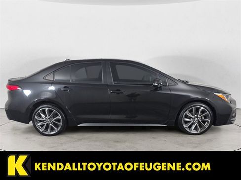 Used 2020 Toyota Corolla SE image 6