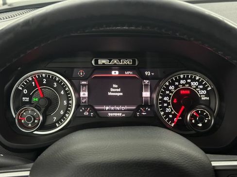 Used 2019 RAM 2500 Laramie w/ Night Edition AWD/4WD image 17