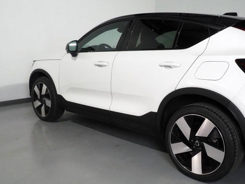 Used 2022 Volvo C40 P8 Recharge Ultimate image 54
