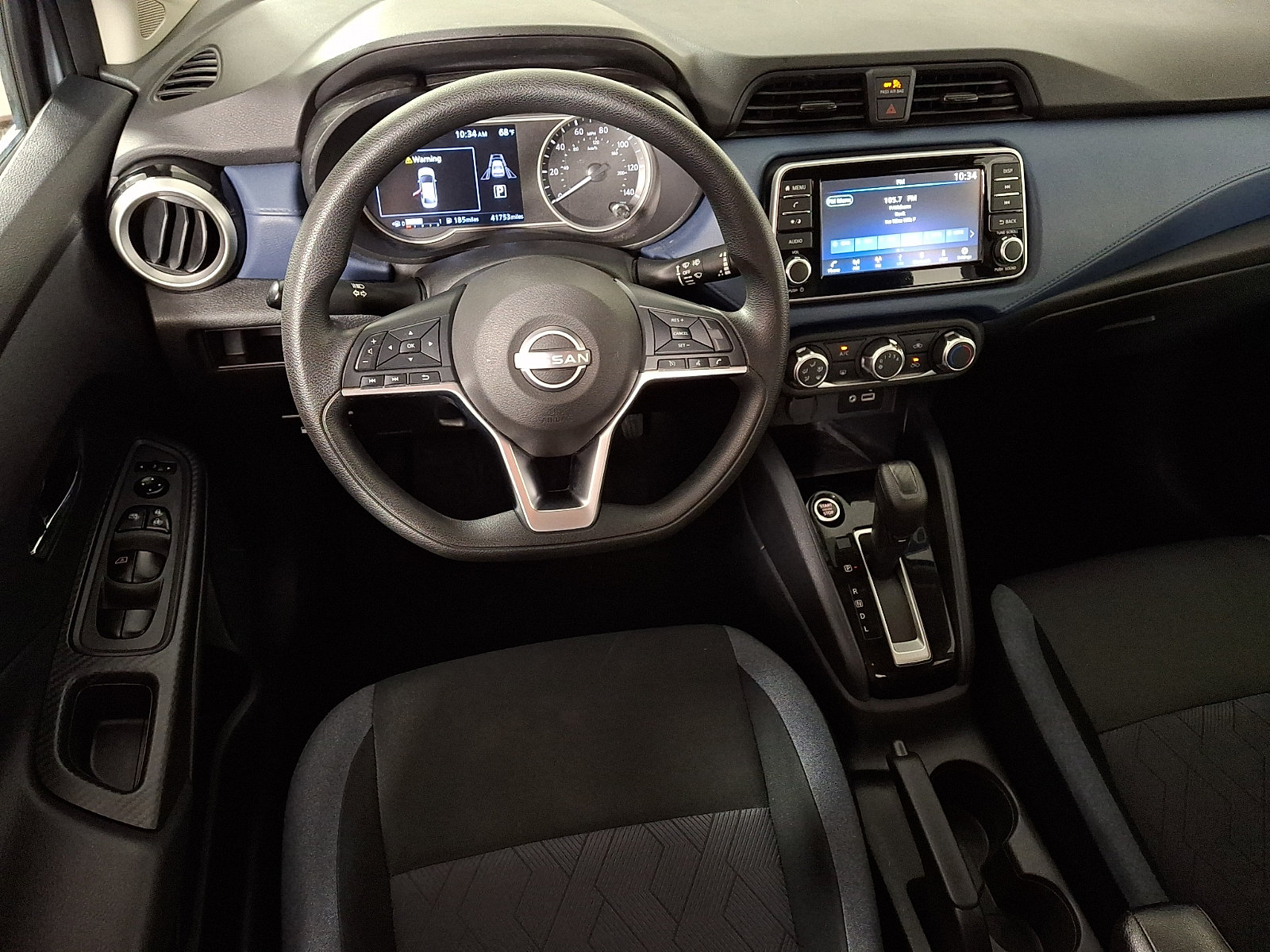Used 2025 Nissan Versa SV FWD image 2