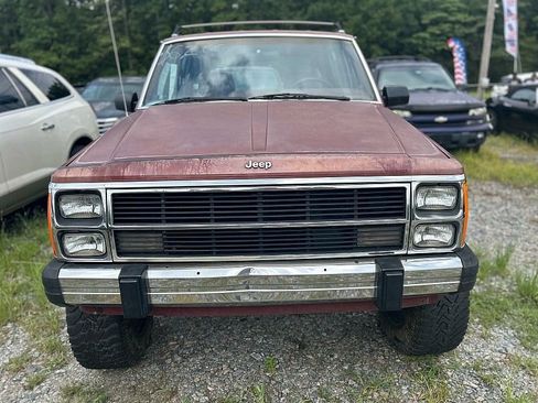 Used 1986 Jeep Wagoneer Limited image 3