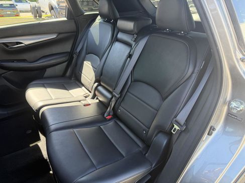 Used 2021 INFINITI QX50 Luxe w/ Appearance Package FWD image 17