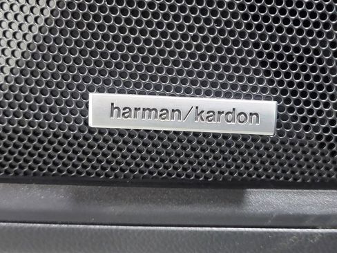 Used 2021 Subaru Outback Touring XT AWD/4WD image 26