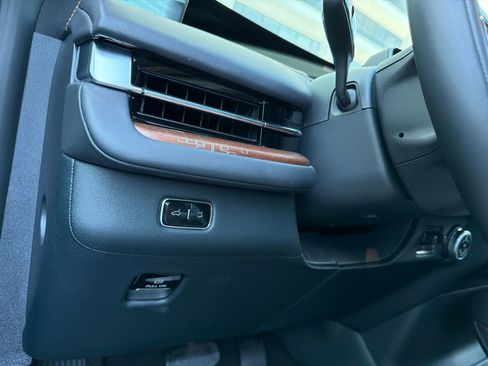 New 2026 Lincoln Navigator Black Label AWD/4WD image 35
