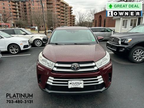 Used 2019 Toyota Highlander AWD V6 image 5