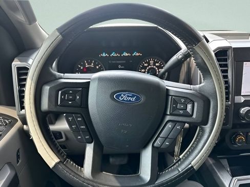 Used 2020 Ford F150 XLT w/ Equipment Group 302A Luxury AWD/4WD image 14