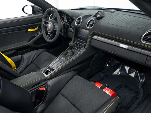 Certified 2024 Porsche 718 Boxster Spyder RS w/ Weissach Package RWD image 20