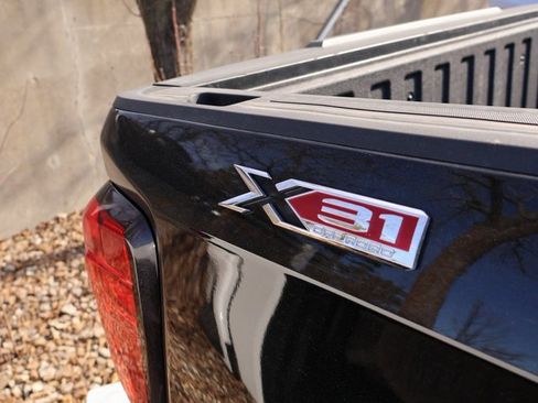 Certified 2023 GMC Sierra 1500 Elevation image 6