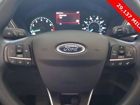 Used 2022 Ford Escape SE image 20