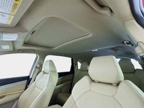 Used 2020 Acura MDX FWD w/ Technology Package image 15