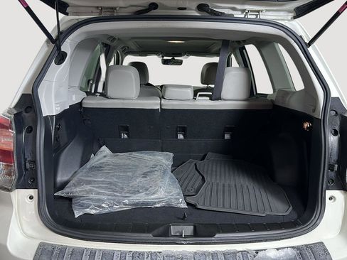 Used 2017 Subaru Forester 2.5i Limited w/ Popular Package #2 image 20