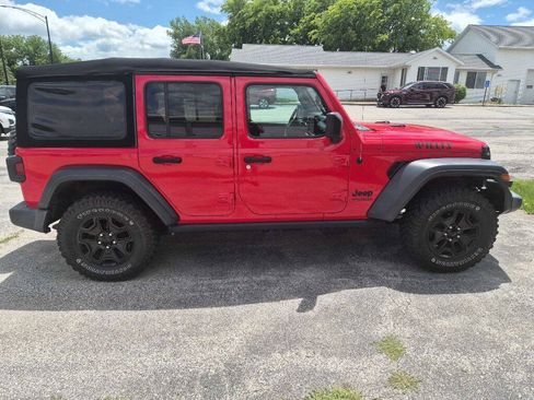 Used 2020 Jeep Wrangler Unlimited Sport AWD/4WD image 2