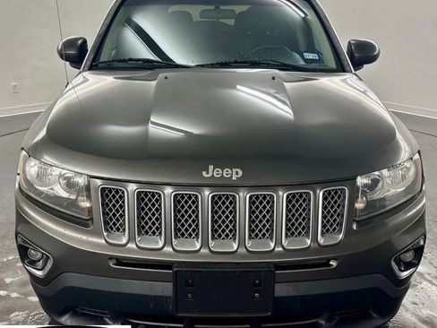 Used 2015 Jeep Compass High Altitude FWD image 2