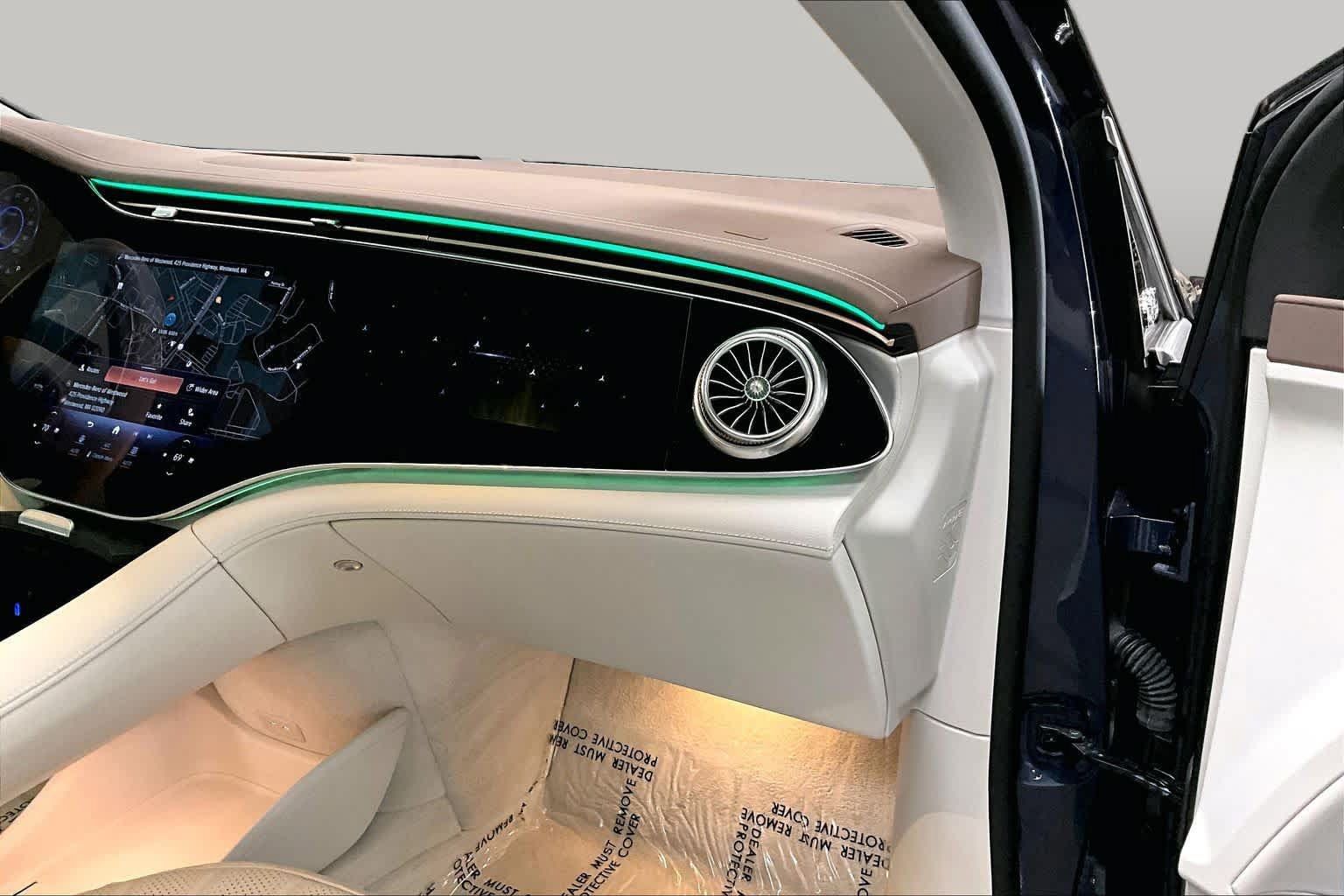 Certified 2023 Mercedes-Benz EQS 580 4MATIC SUV image 18